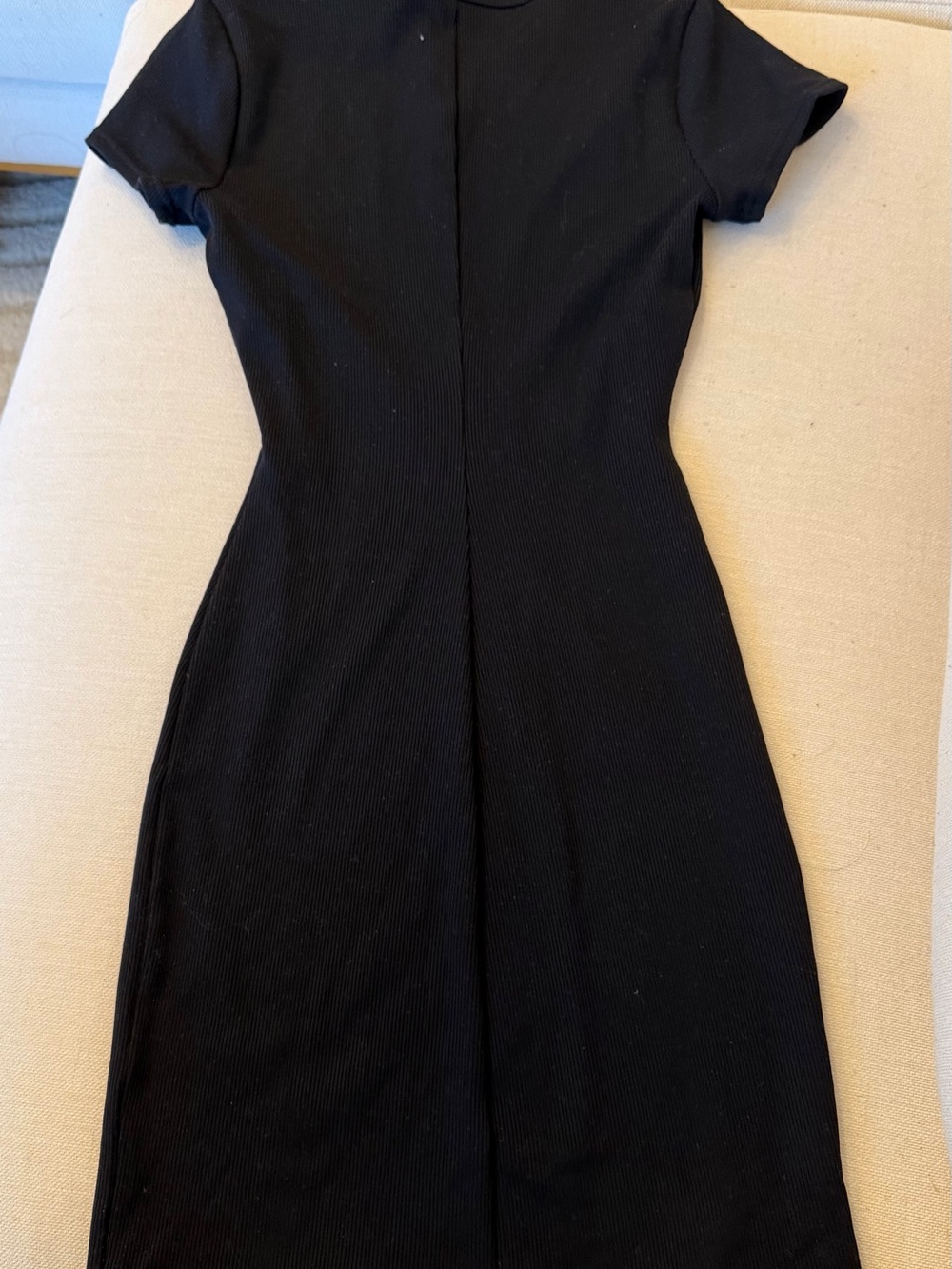 Alo Yoga Ribbed Dress - Picture 2 of 4